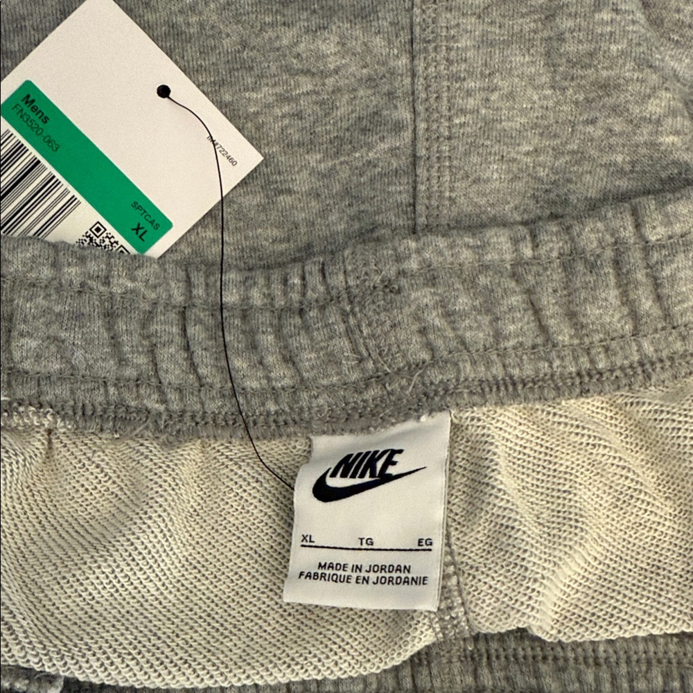 Nike Men's Athletic (sweatpants material ) Shorts in Heather Gray xl - Picture 3 of 3